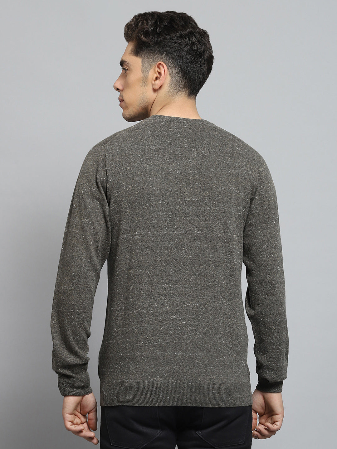 Men Olive Solid V Neck Full Sleeve Pullover