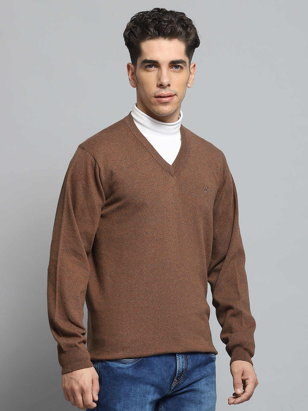 Men Brown Solid V Neck Full Sleeve Pullover