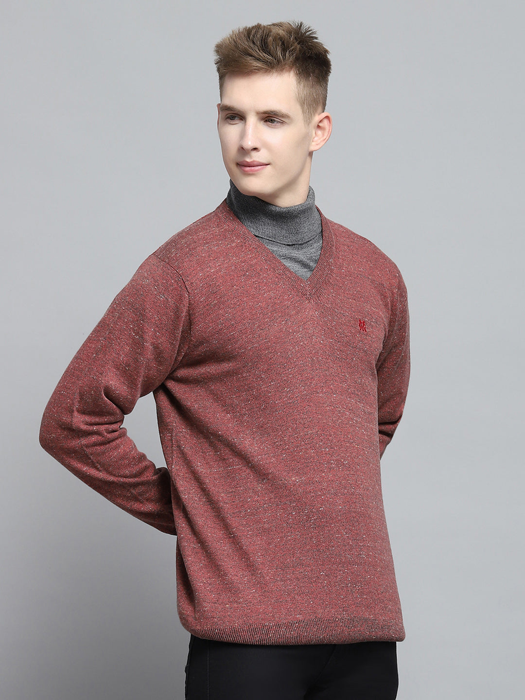 Men Pink Solid V Neck Full Sleeve Pullover