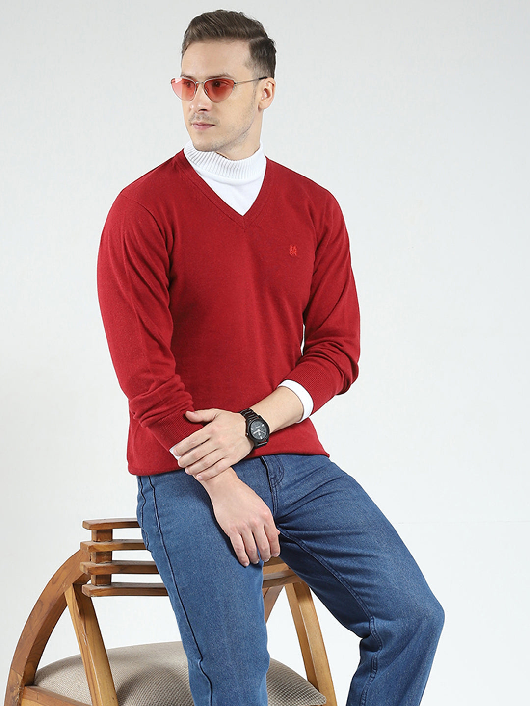 Men Maroon Solid V Neck Full Sleeve Pullover