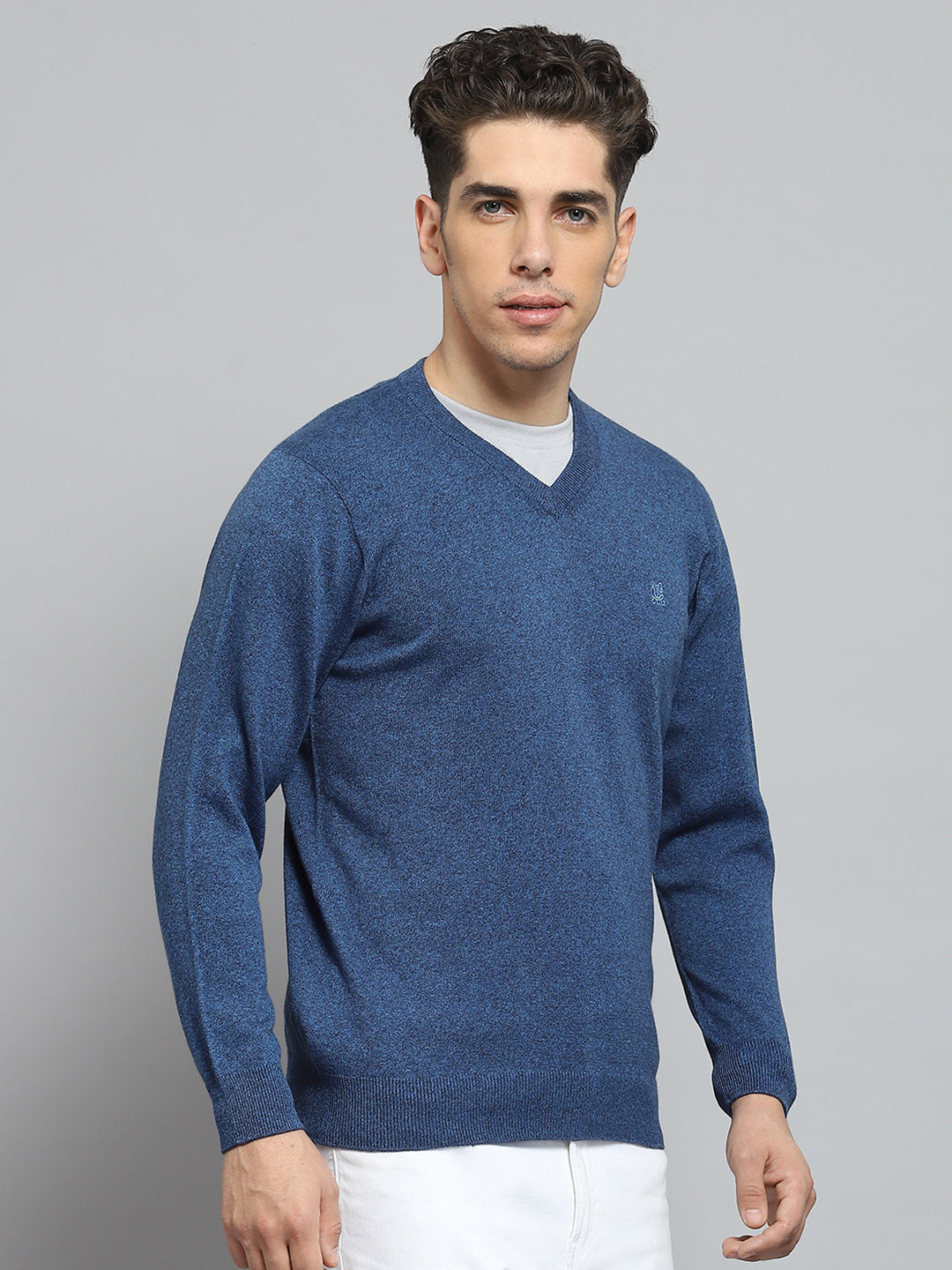 Men Blue Solid V Neck Full Sleeve Pullover