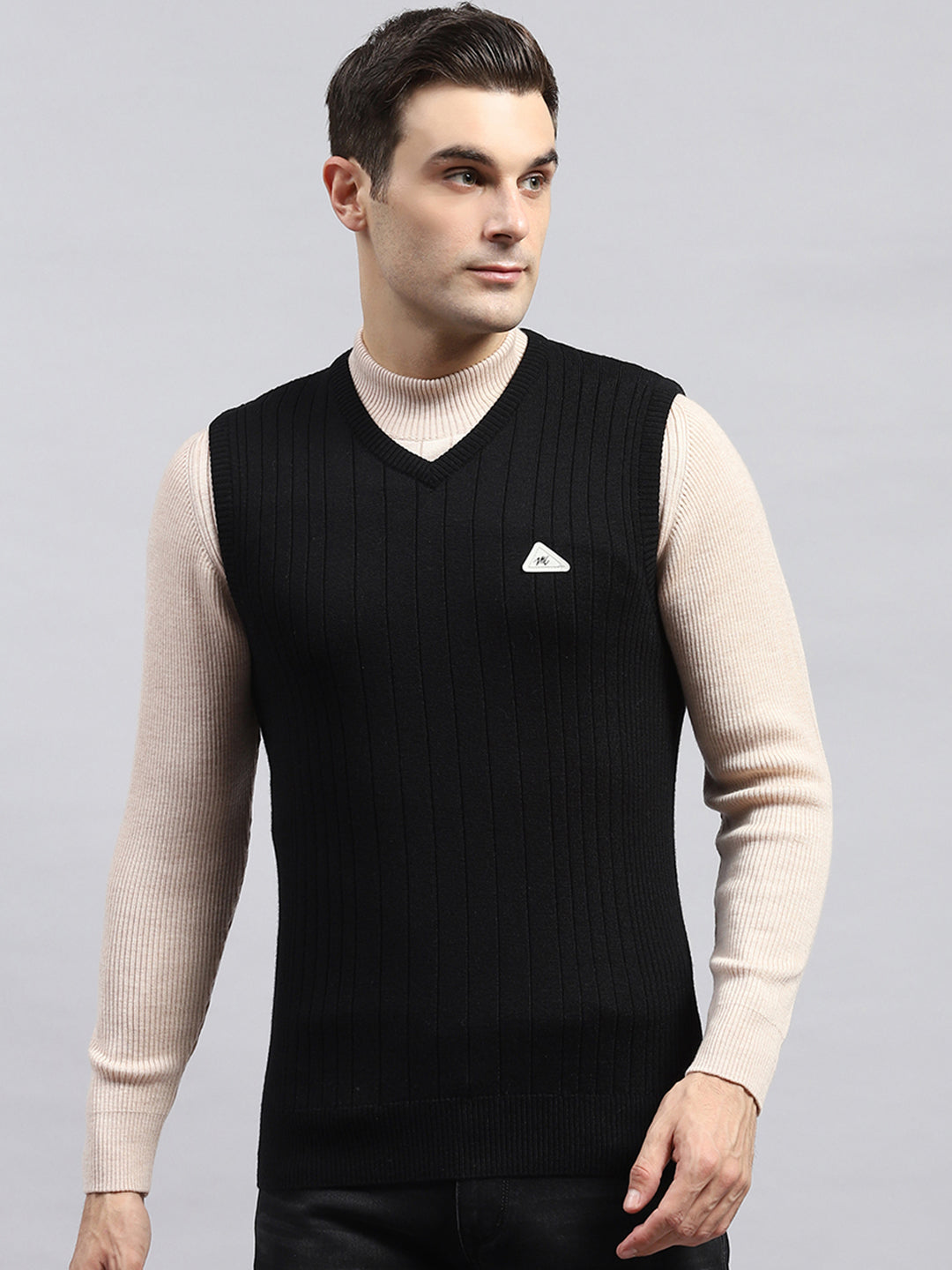 Monte Carlo Plain Black V Neck Sweater Buy Men Black Solid V Neck