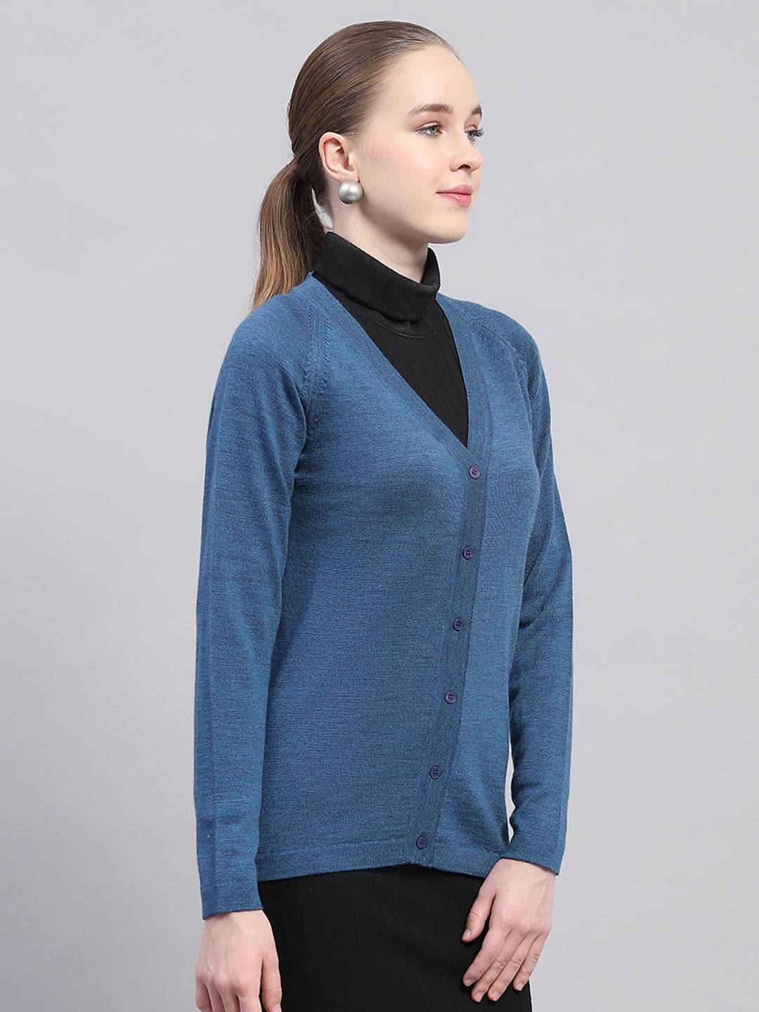 Women Blue Solid V Neck Full Sleeve Cardigan