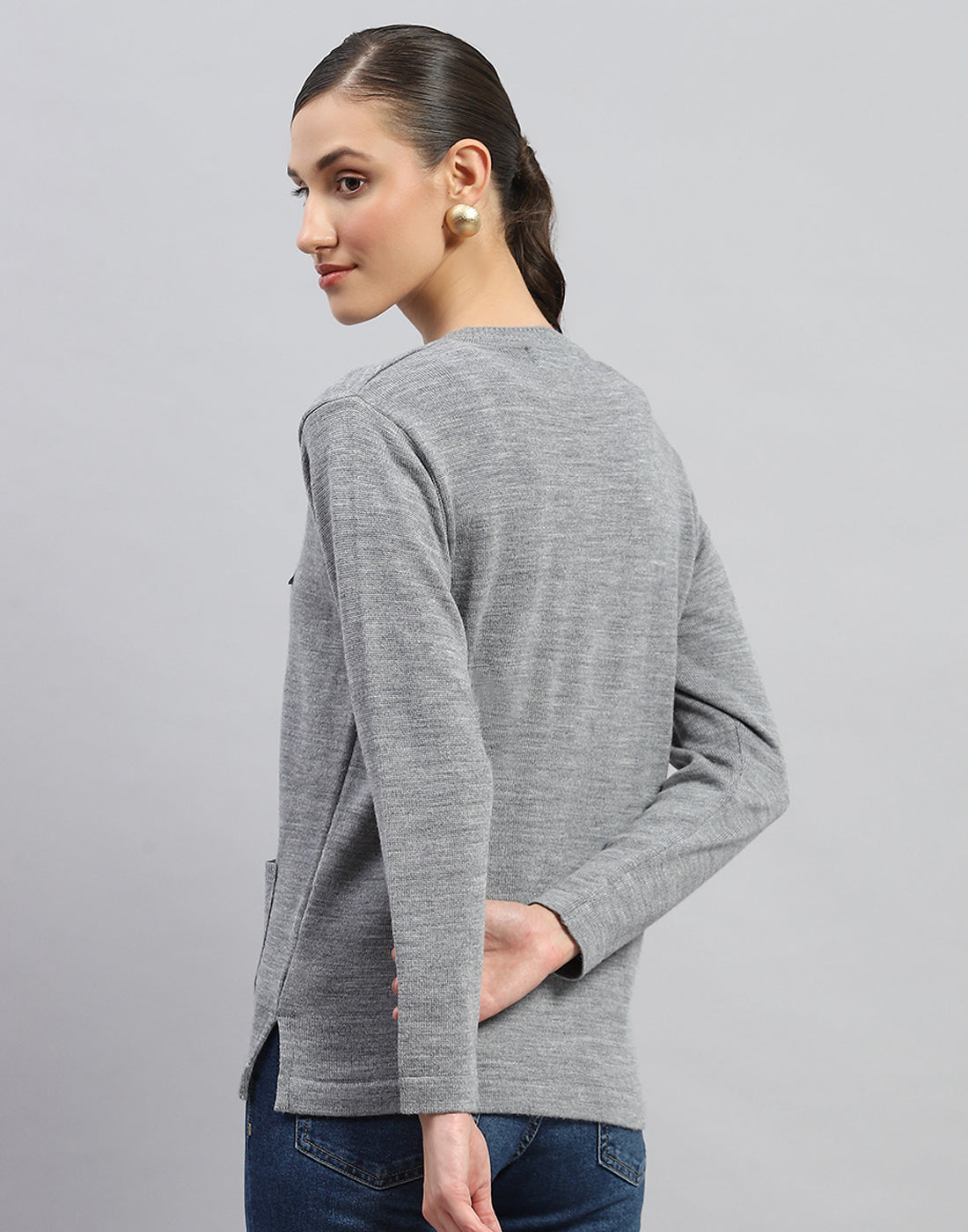 Women Grey Solid V Neck Full Sleeve Cardigan