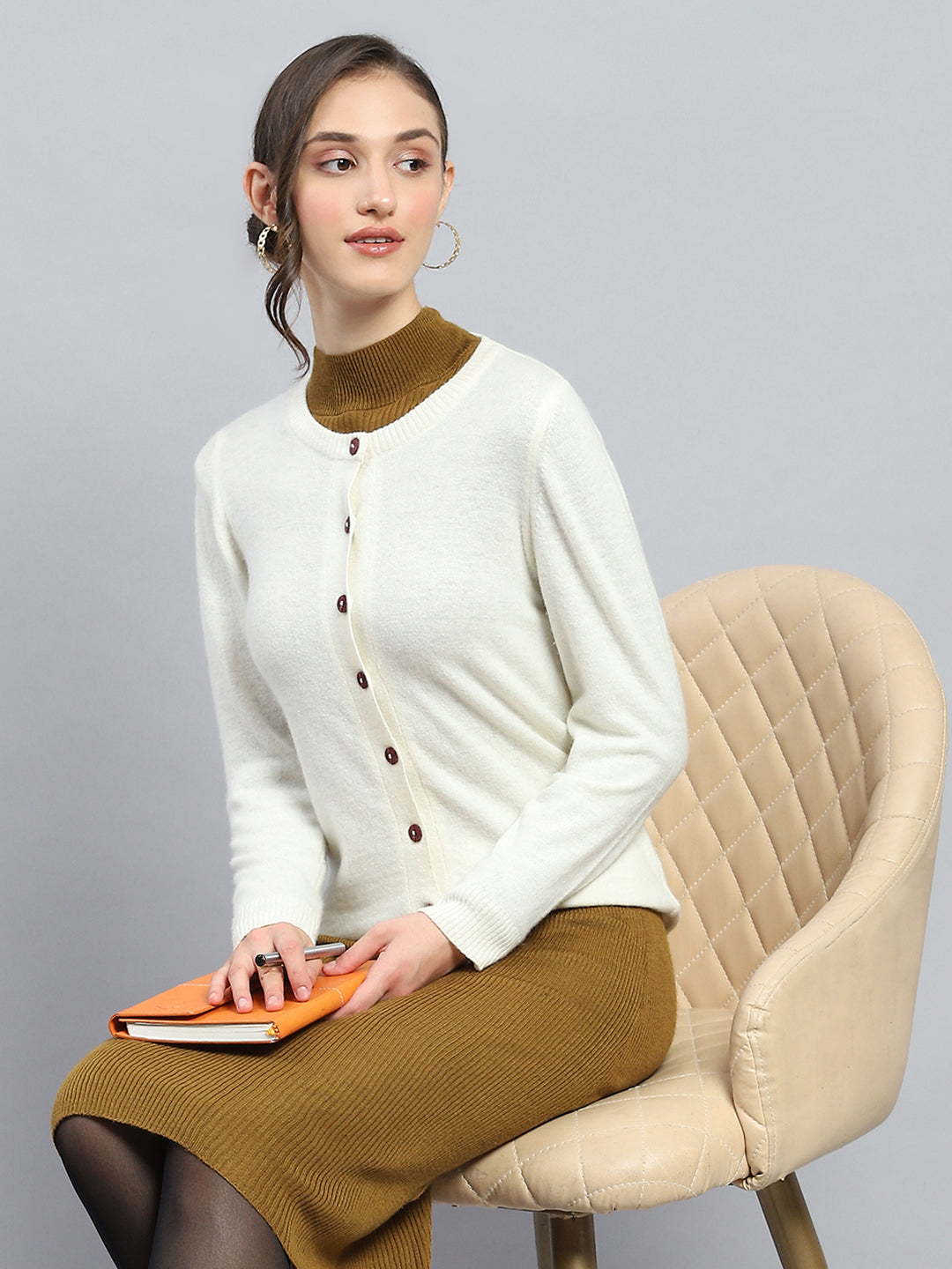 Women Off White Solid Round Neck Full Sleeve Cardigan