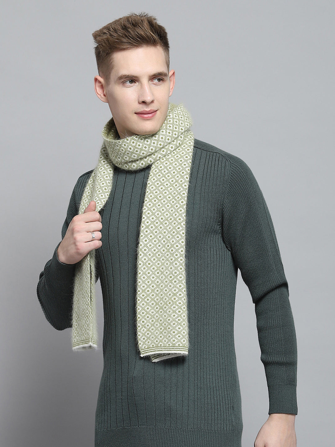 Men Green Self Design Muffler