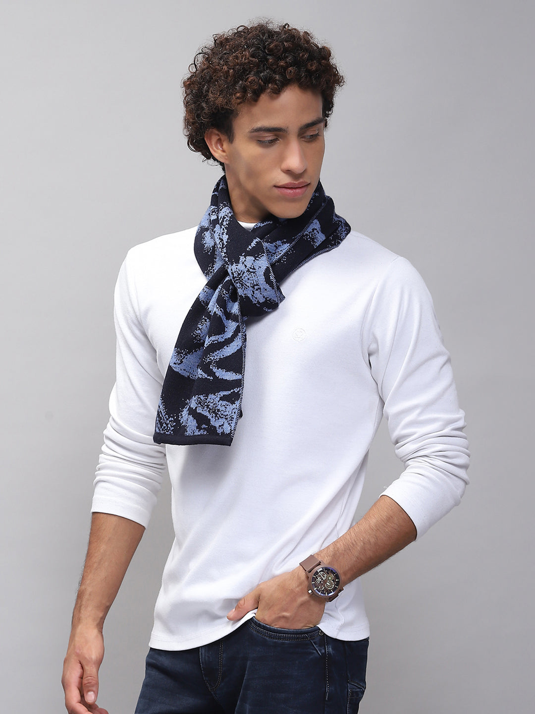 Men Navy Blue Self Design Muffler