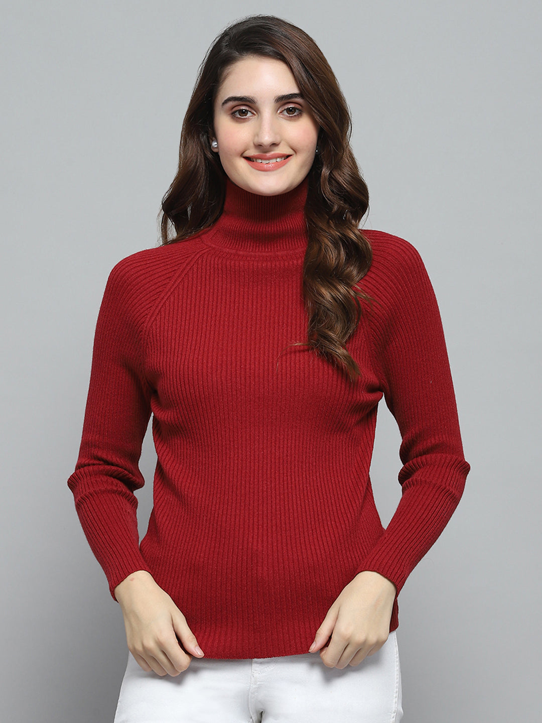 Women Maroon Solid High Neck Full Sleeve Sceavy