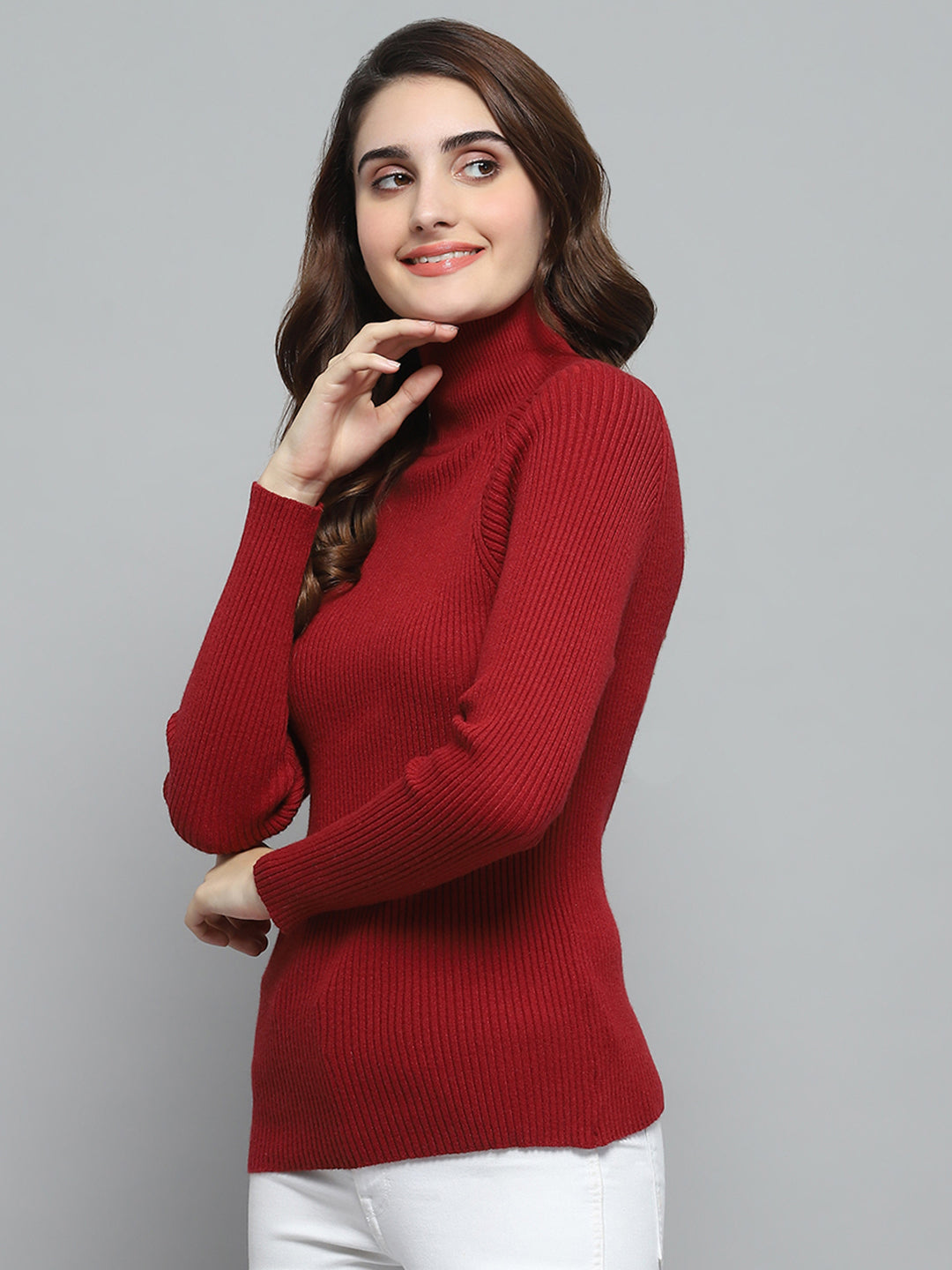 Women Maroon Solid High Neck Full Sleeve Sceavy