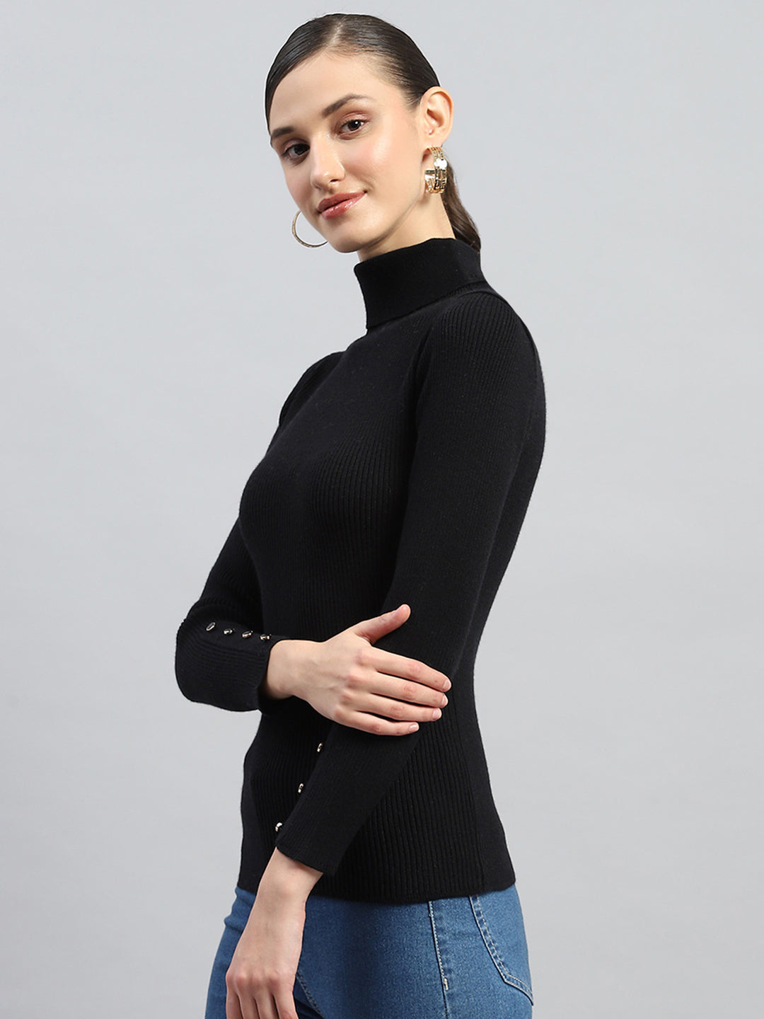 Women Black Solid High Neck Full Sleeve Sceavy