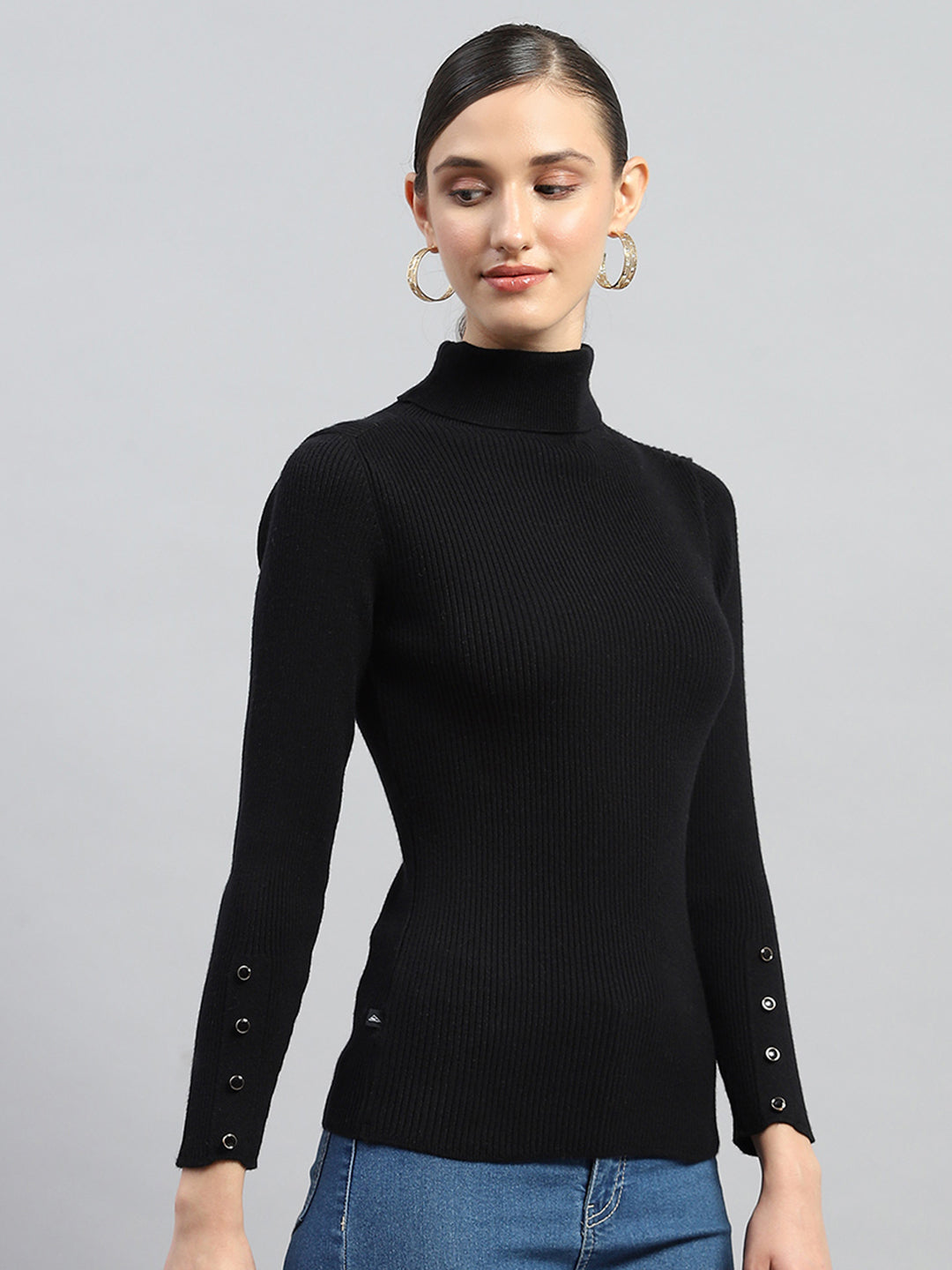 Women Black Solid High Neck Full Sleeve Sceavy
