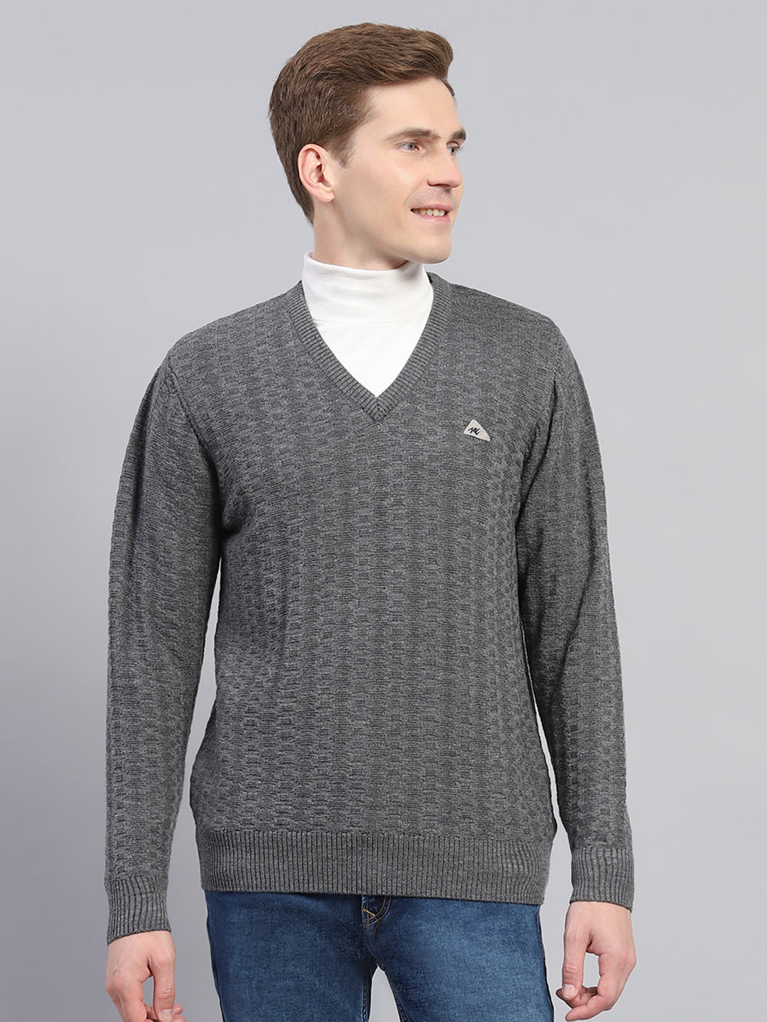 Men Grey Solid V Neck Full Sleeve Pullover