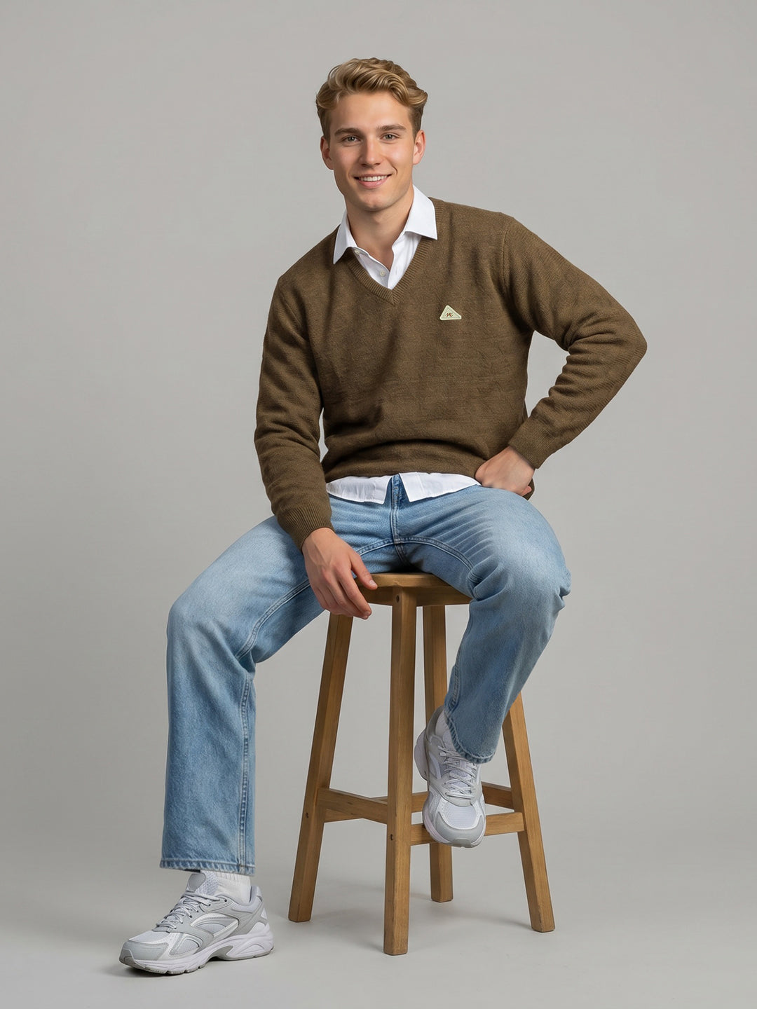 Men Brown Self Design V Neck Full Sleeve Pullover