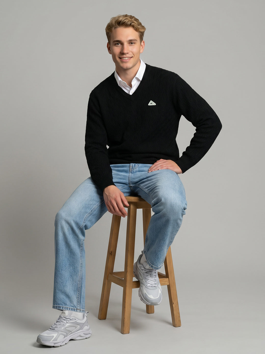 Men Black Self Design V Neck Full Sleeve Pullover