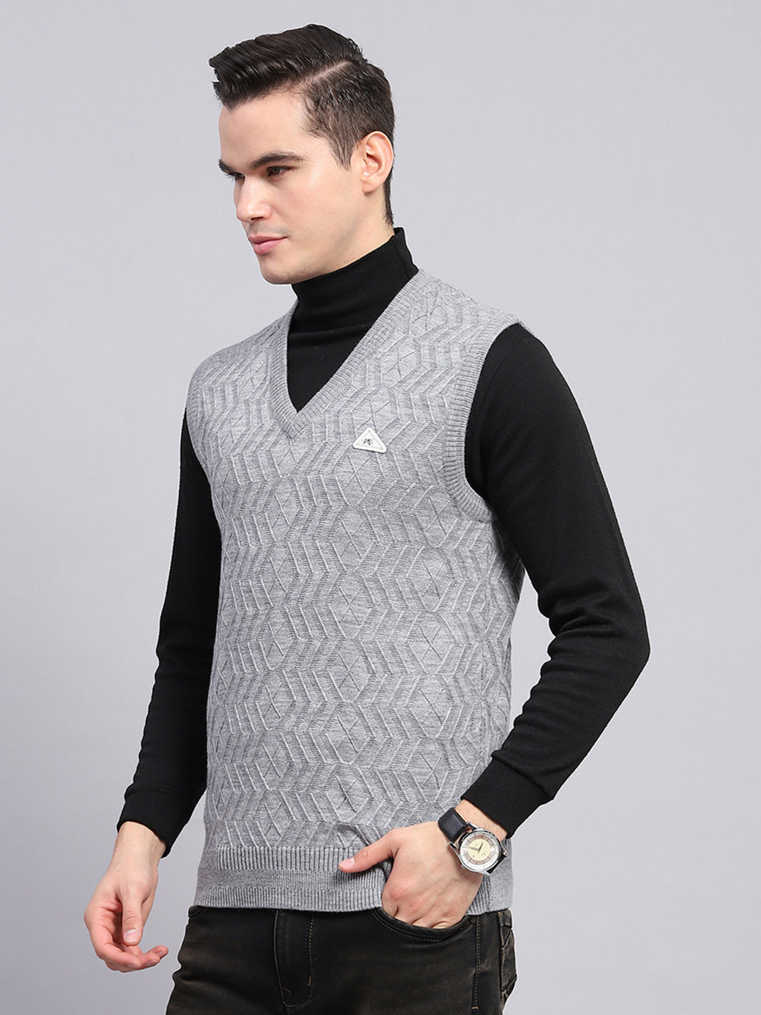 Men Grey Self Design V Neck Sleeveless Sweater