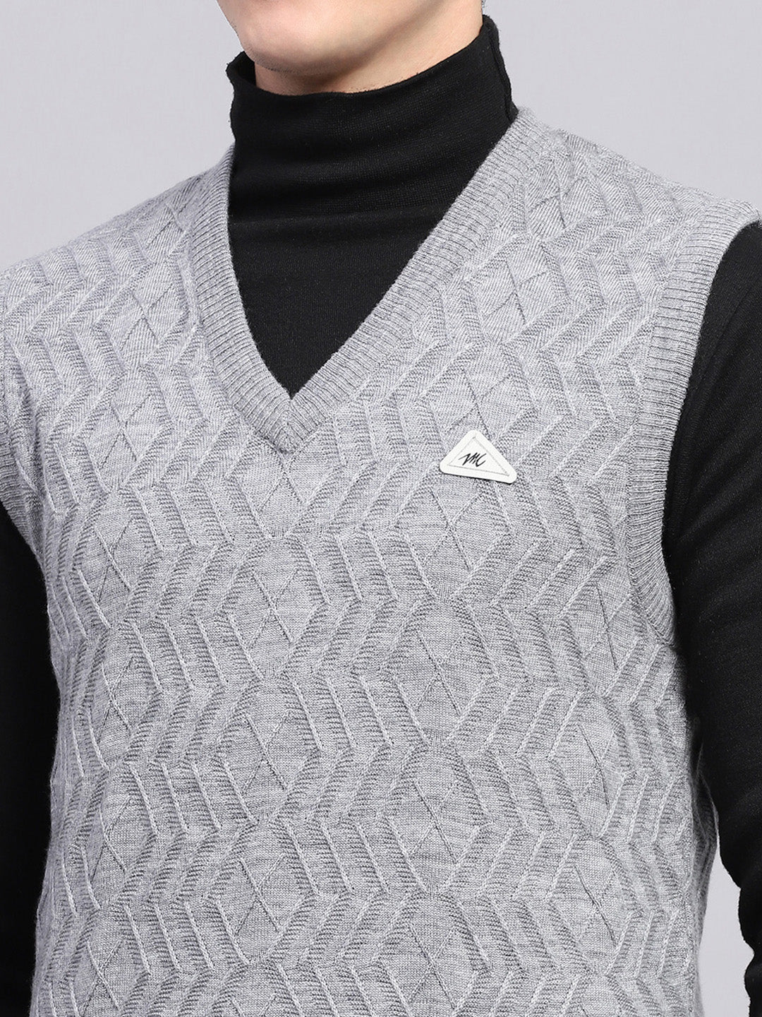 Men Grey Self Design V Neck Sleeveless Sweater