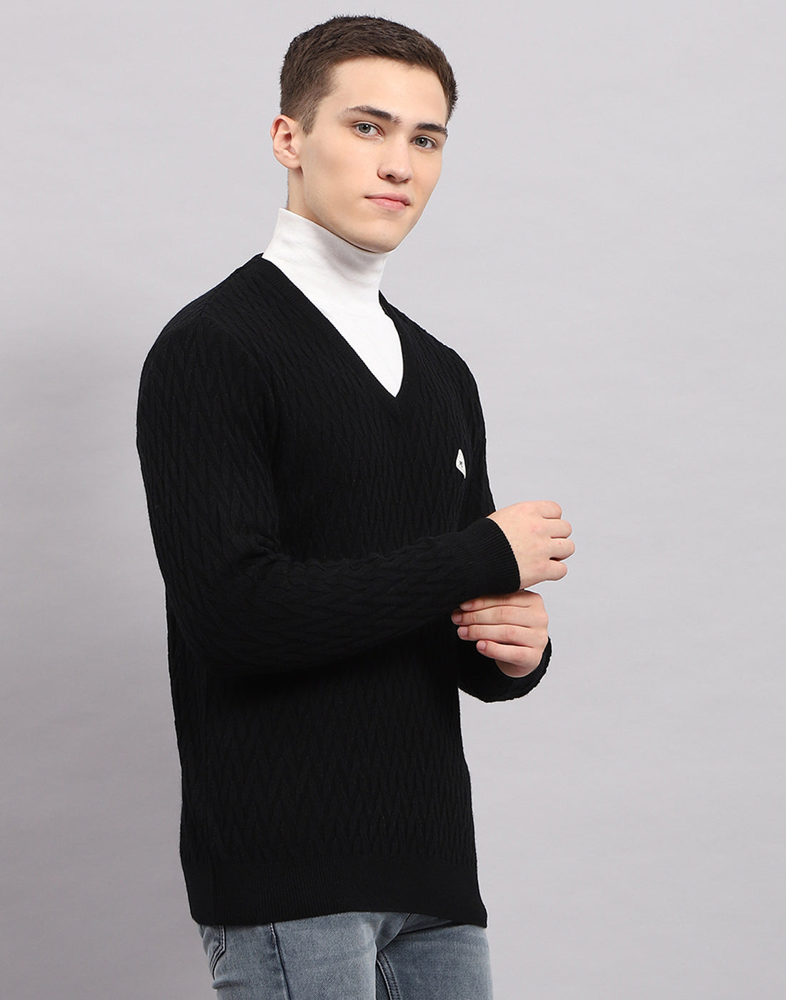 Men Black Self Design V Neck Full Sleeve Pullover