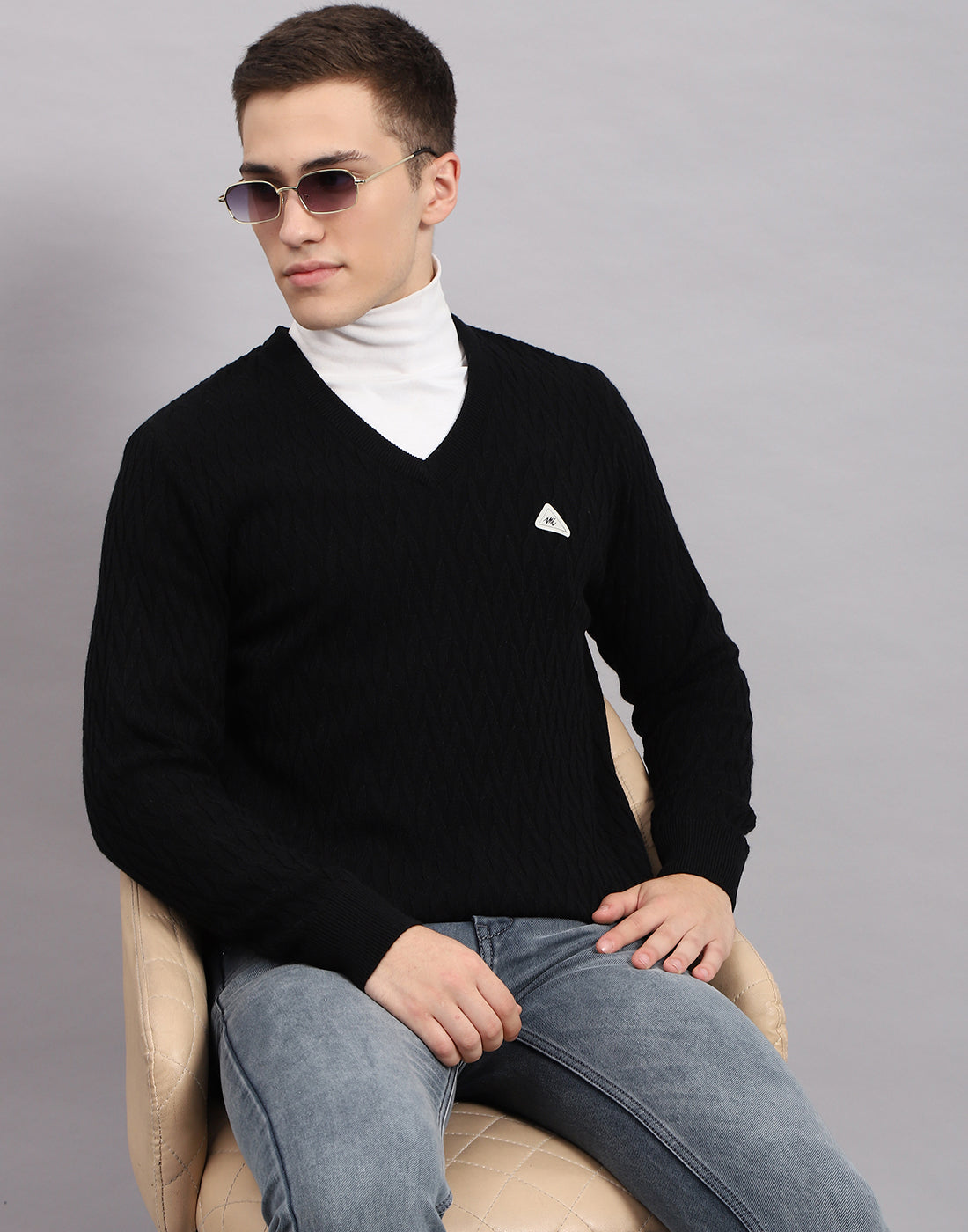 Men Black Self Design V Neck Full Sleeve Pullover