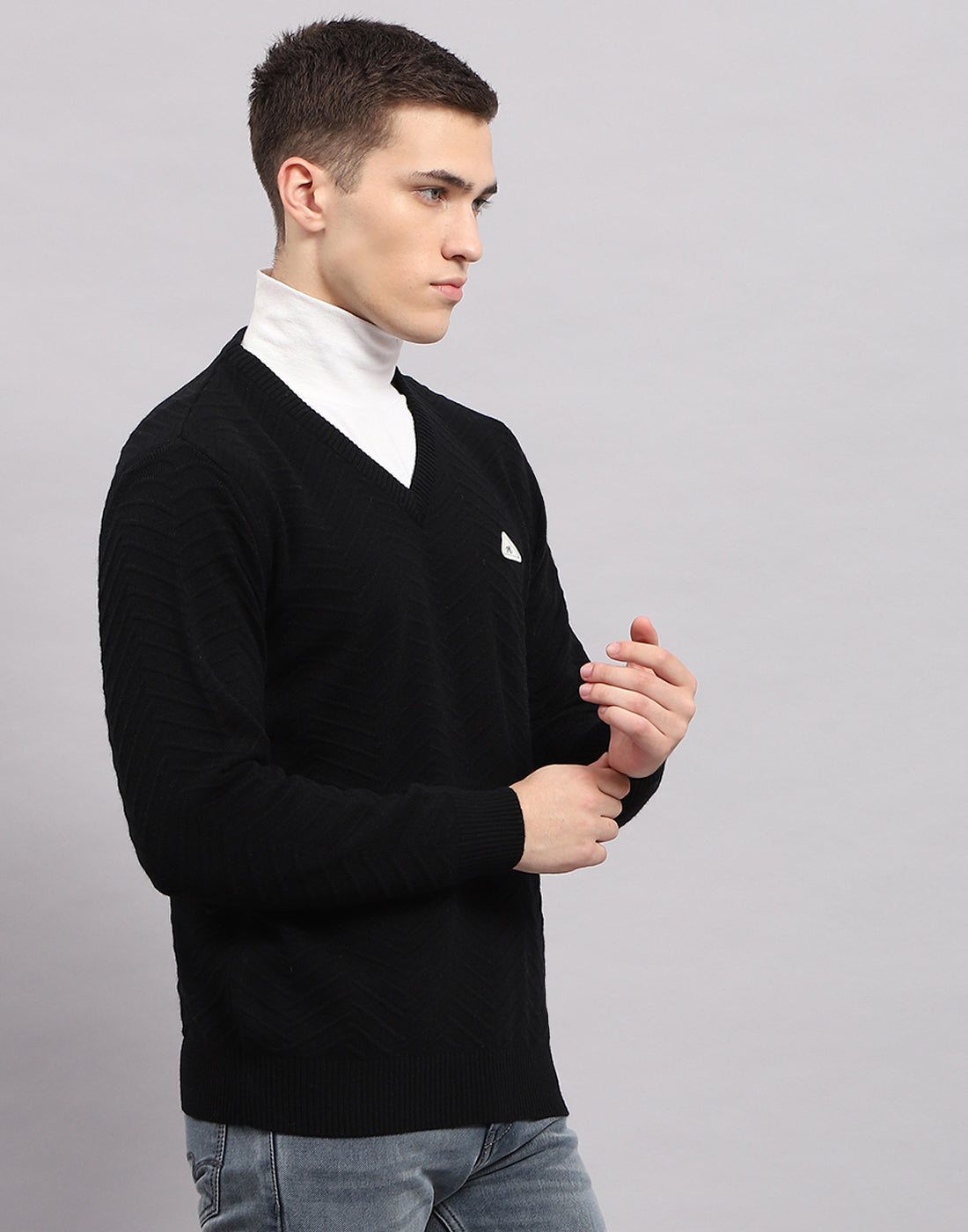 Men Black Self Design V Neck Full Sleeve Pullover