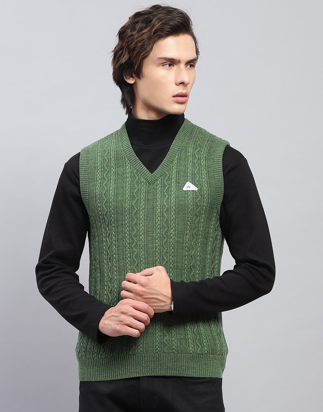 Men Green Self Design V Neck Sleeveless Sweater