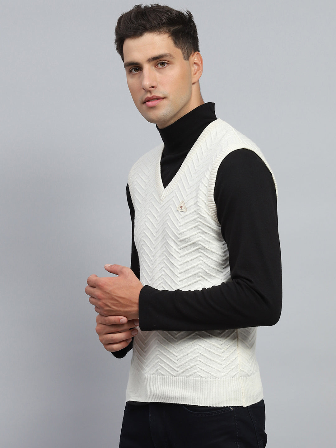 Men White Self Design V Neck Sleeveless Sweater