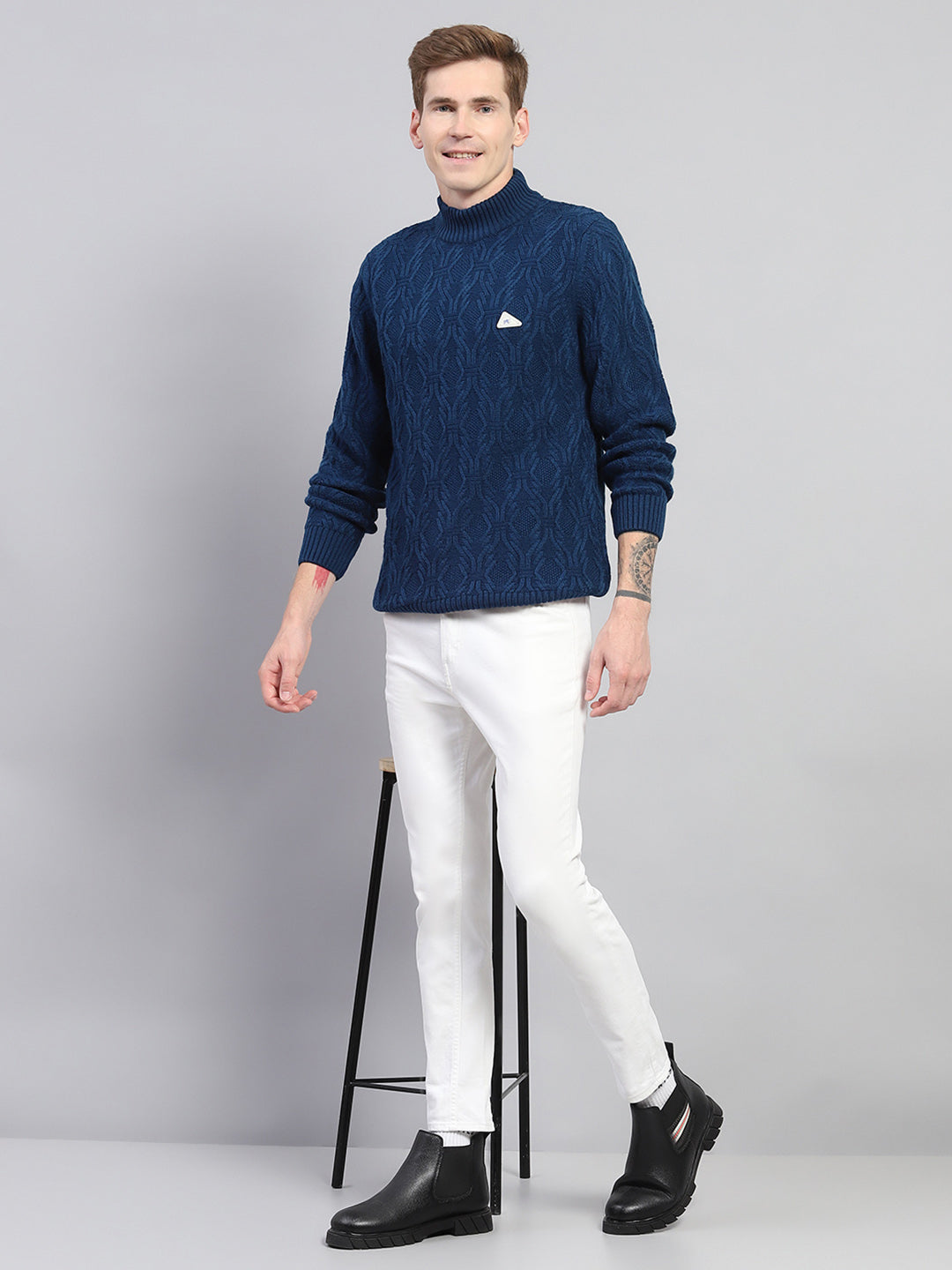 Men Blue Self Design Turtle Neck Full Sleeve Pullover