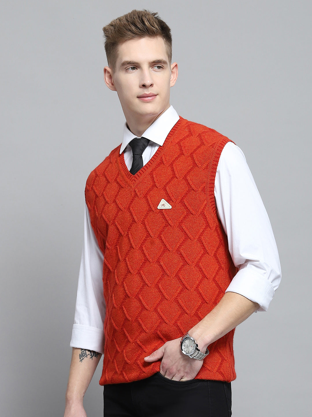 Men Rust Self Design V Neck Sleeveless Sweater