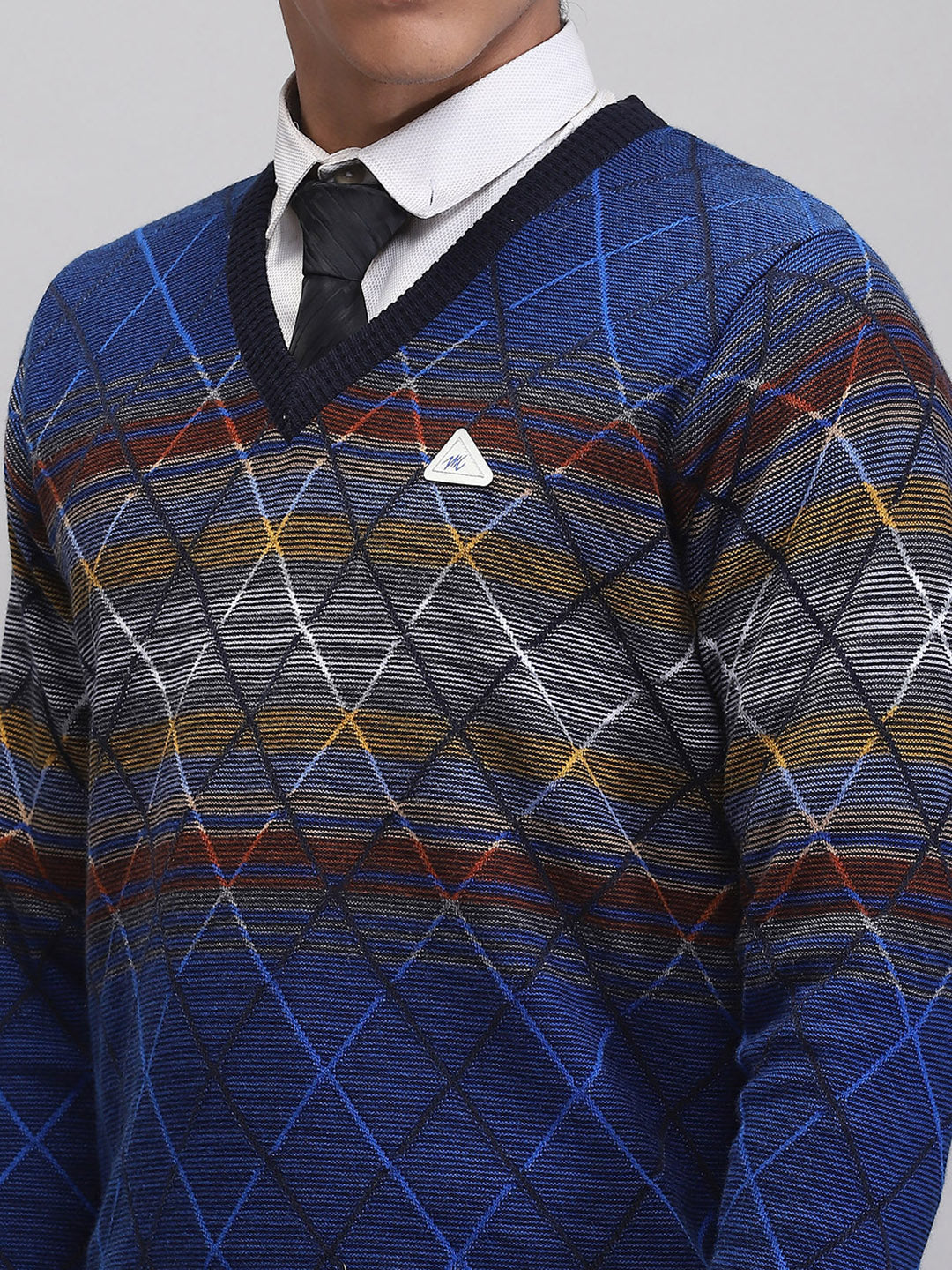 Men Blue Printed V Neck Full Sleeve Pullover