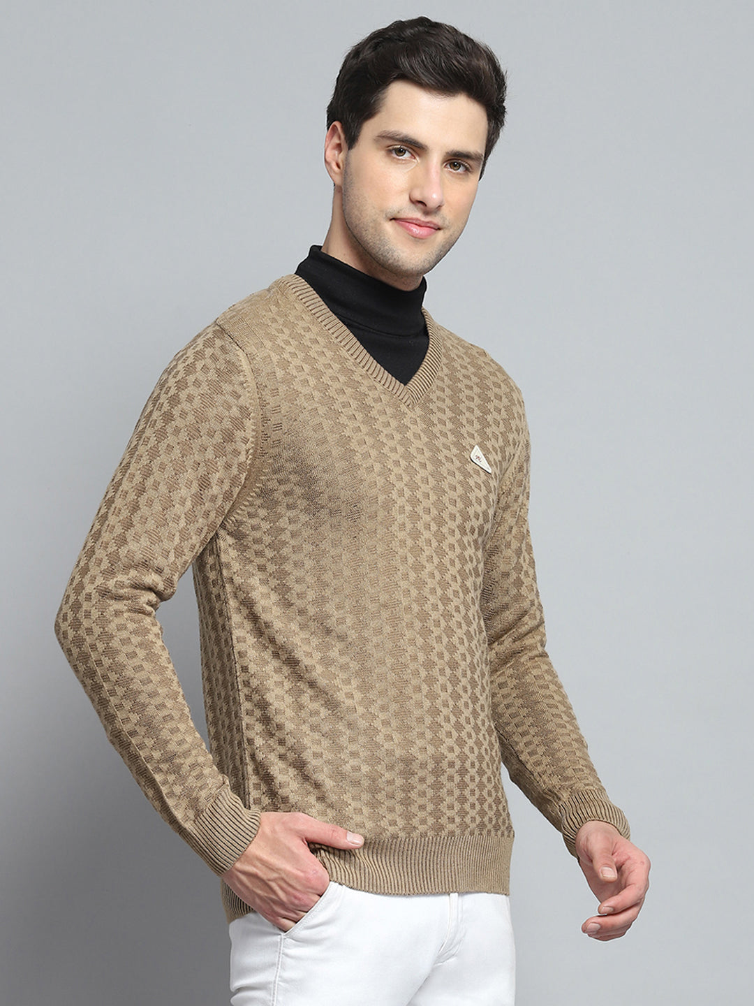 Men Brown Self Design V Neck Full Sleeve Pullover