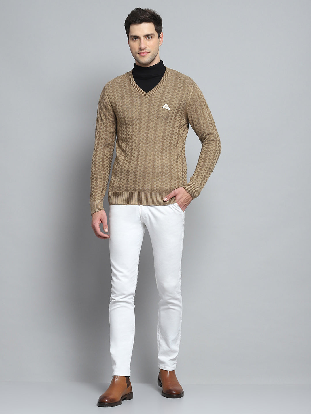 Men Brown Self Design V Neck Full Sleeve Pullover