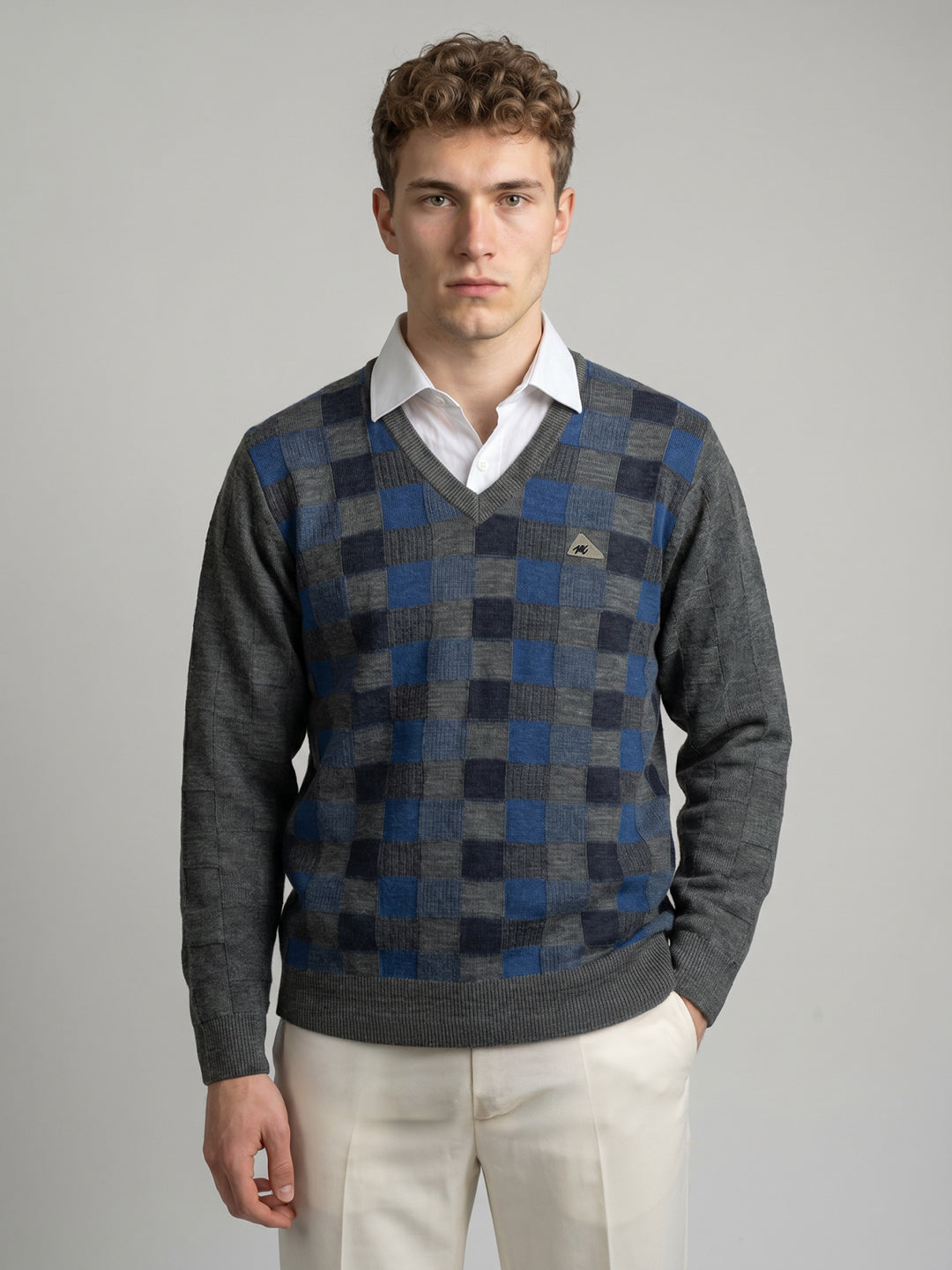 Men Grey Check V Neck Full Sleeve Pullover