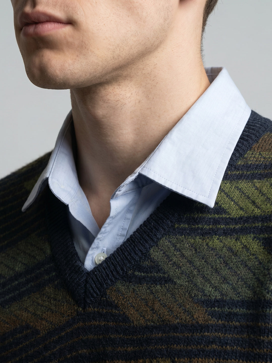 Men Blue Jacquard V Neck Full Sleeve Pullover