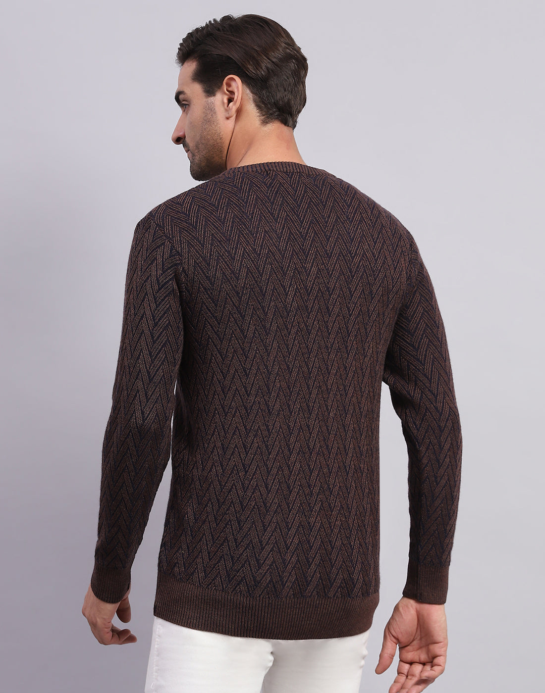 Men Brown Solid V Neck Full Sleeve Pullover