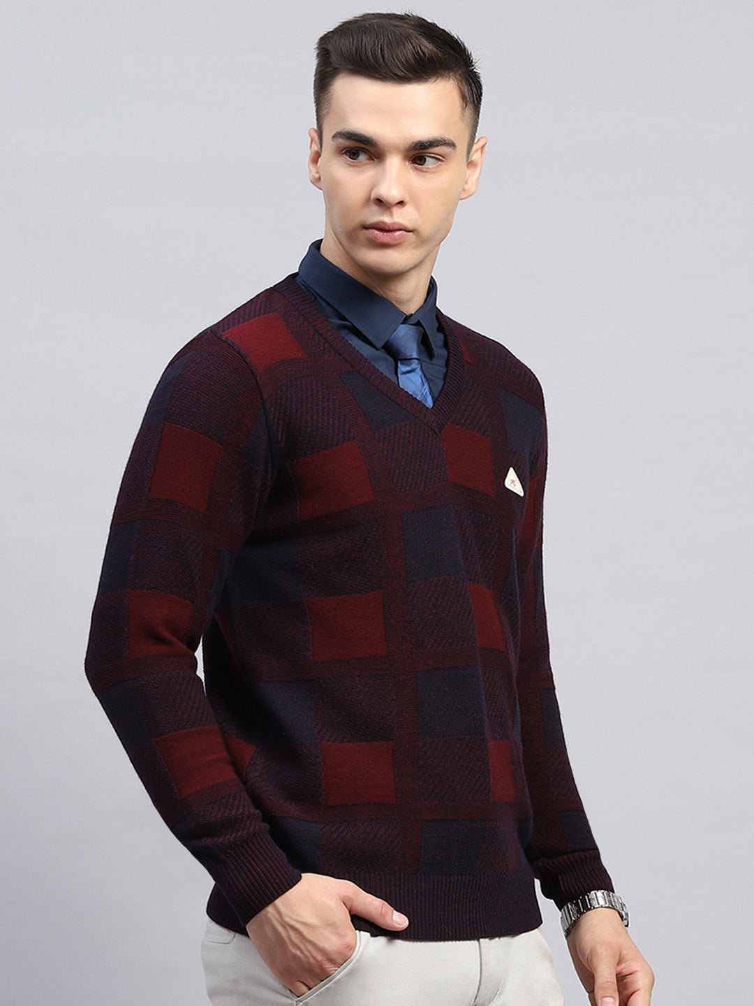 Men Maroon Check V Neck Full Sleeve Pullover