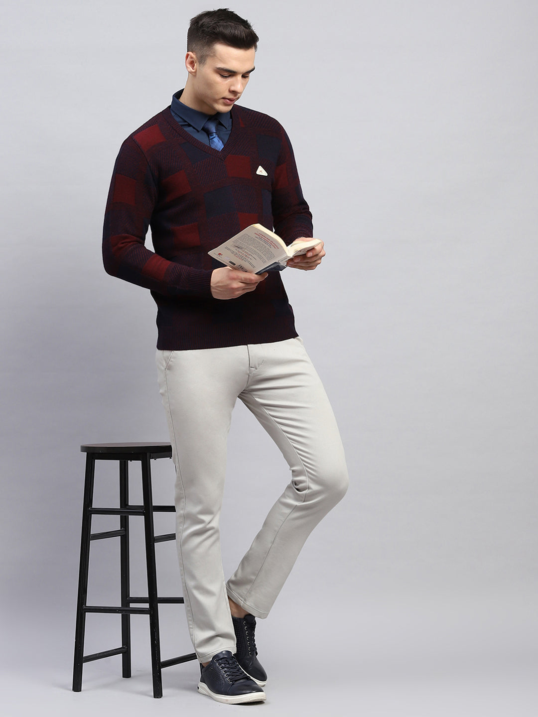 Men Maroon Check V Neck Full Sleeve Pullover