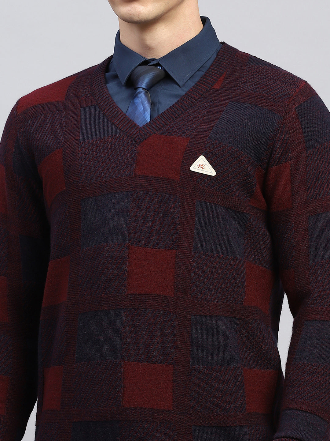 Men Maroon Check V Neck Full Sleeve Pullover