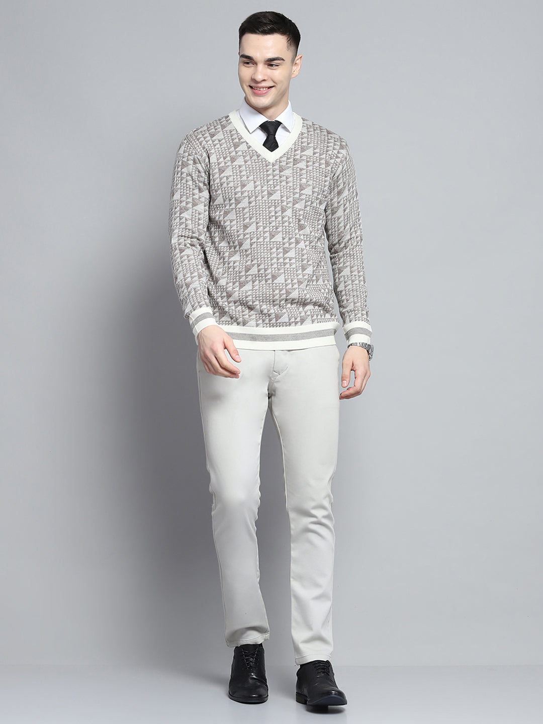 Men Brown Self Design V Neck Full Sleeve Pullover