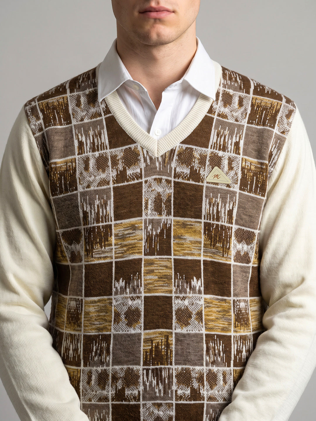 Men White Check V Neck Full Sleeve Pullover