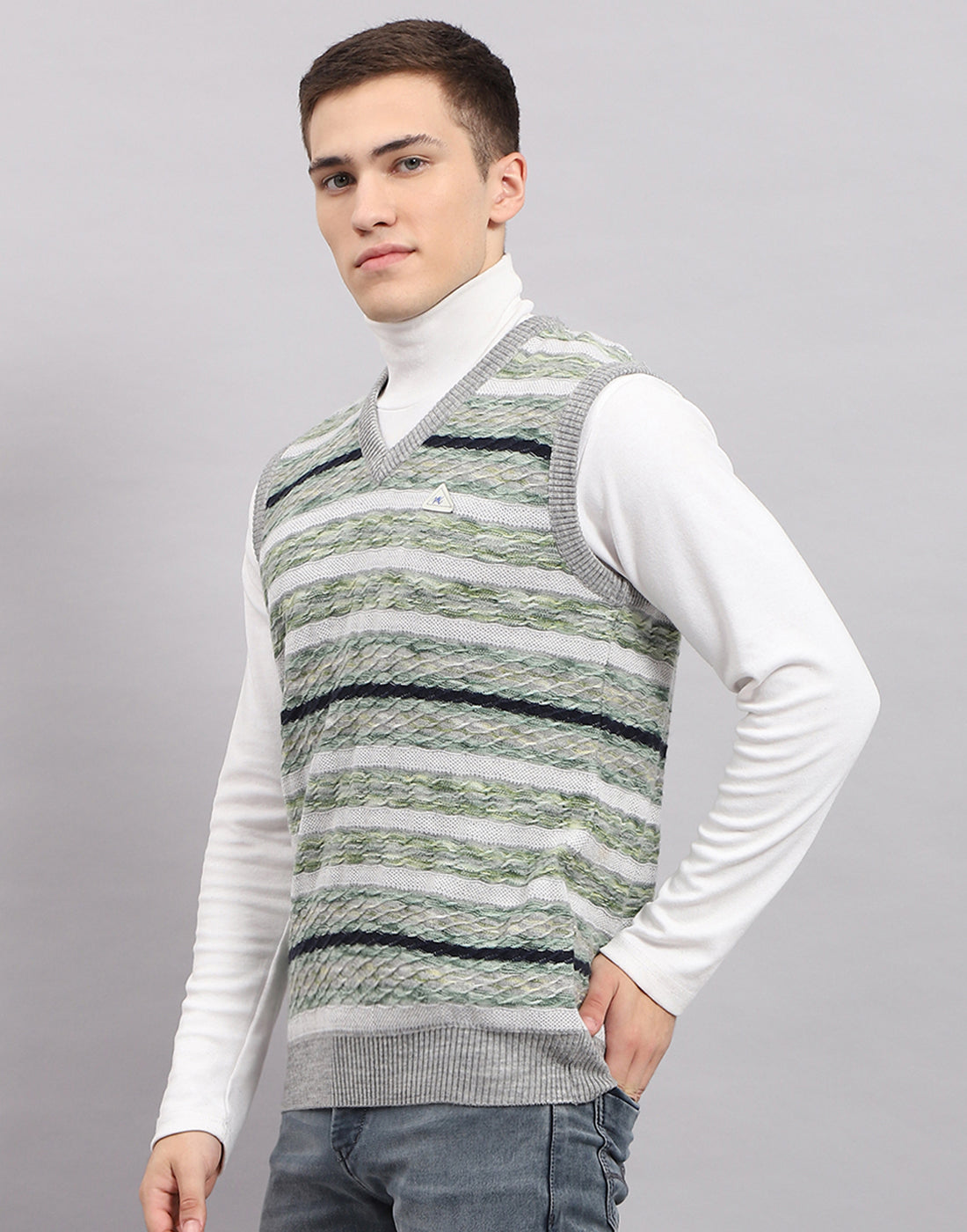 Men Multicolor Stripe V Neck Sleeveless Sweater