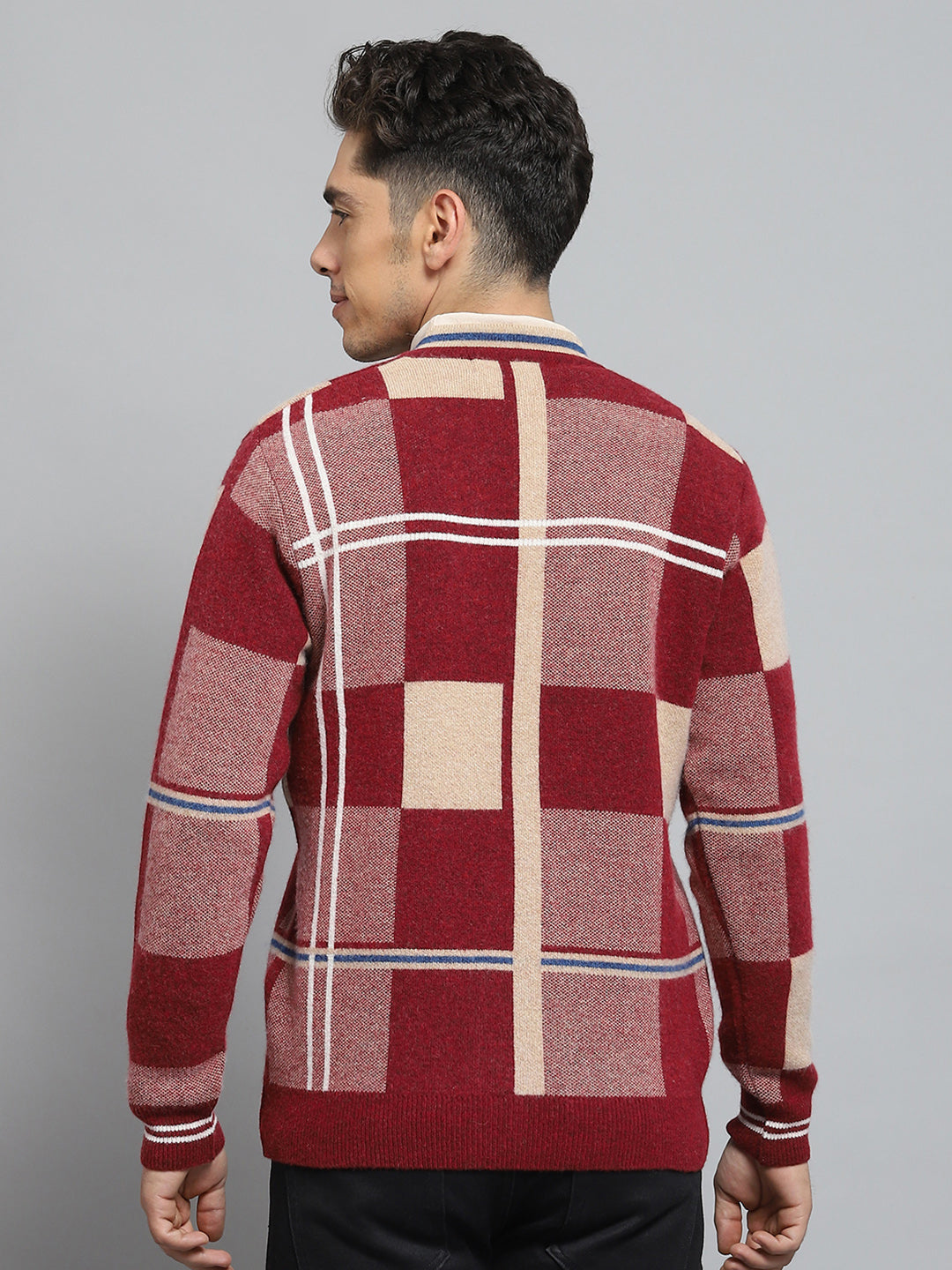 Men Maroon Self Design V Neck Full Sleeve Cardigan