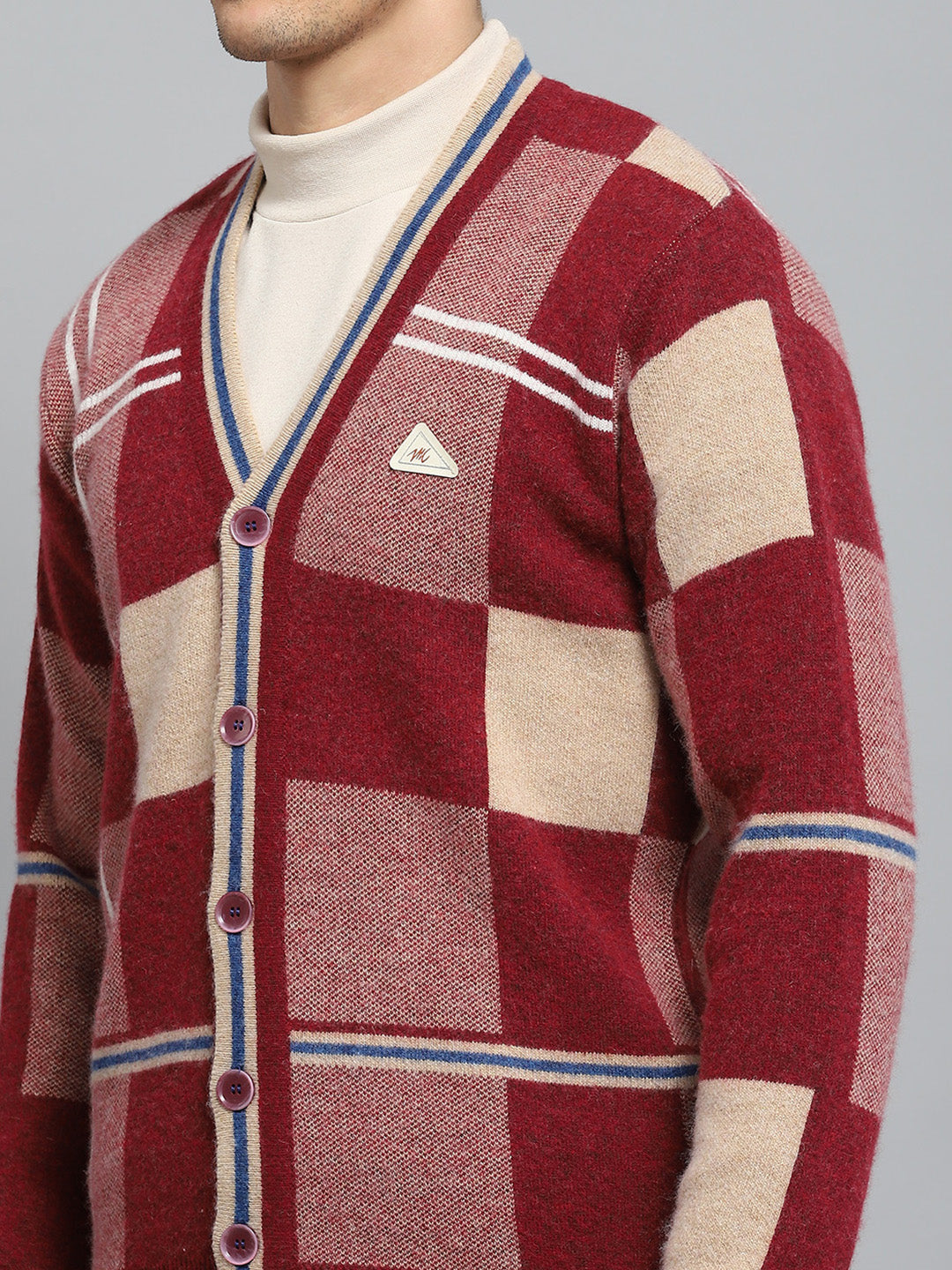 Men Maroon Self Design V Neck Full Sleeve Cardigan