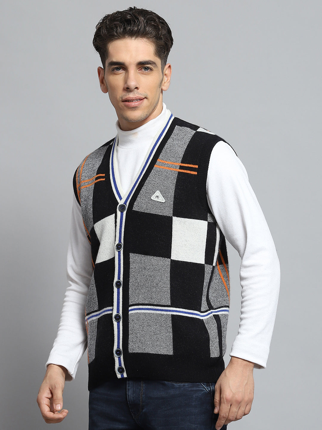 Men Black Self Design V Neck Sleeveless Cardigan