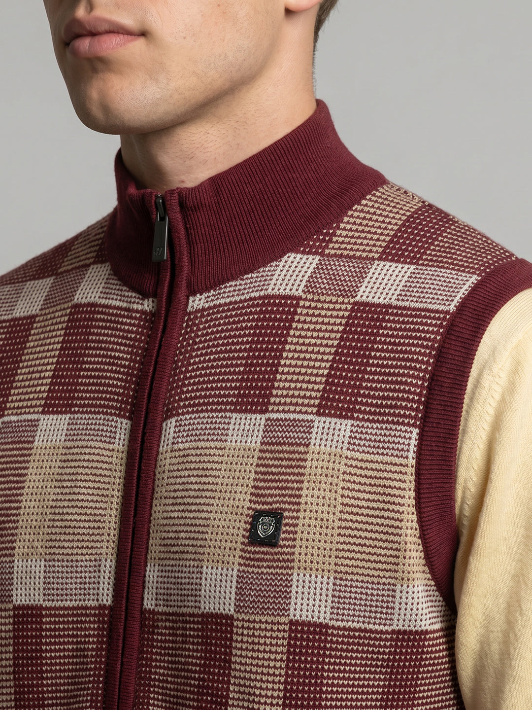 Men Maroon Jacquard Turtle Neck Sleeveless Cardigan