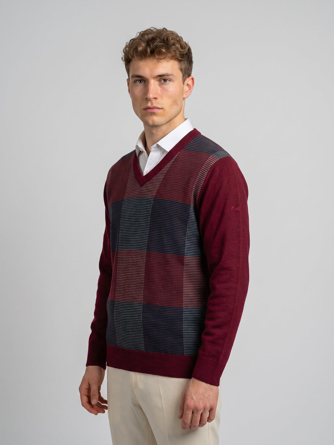 Men Maroon Self Design V Neck Full Sleeve Pullover