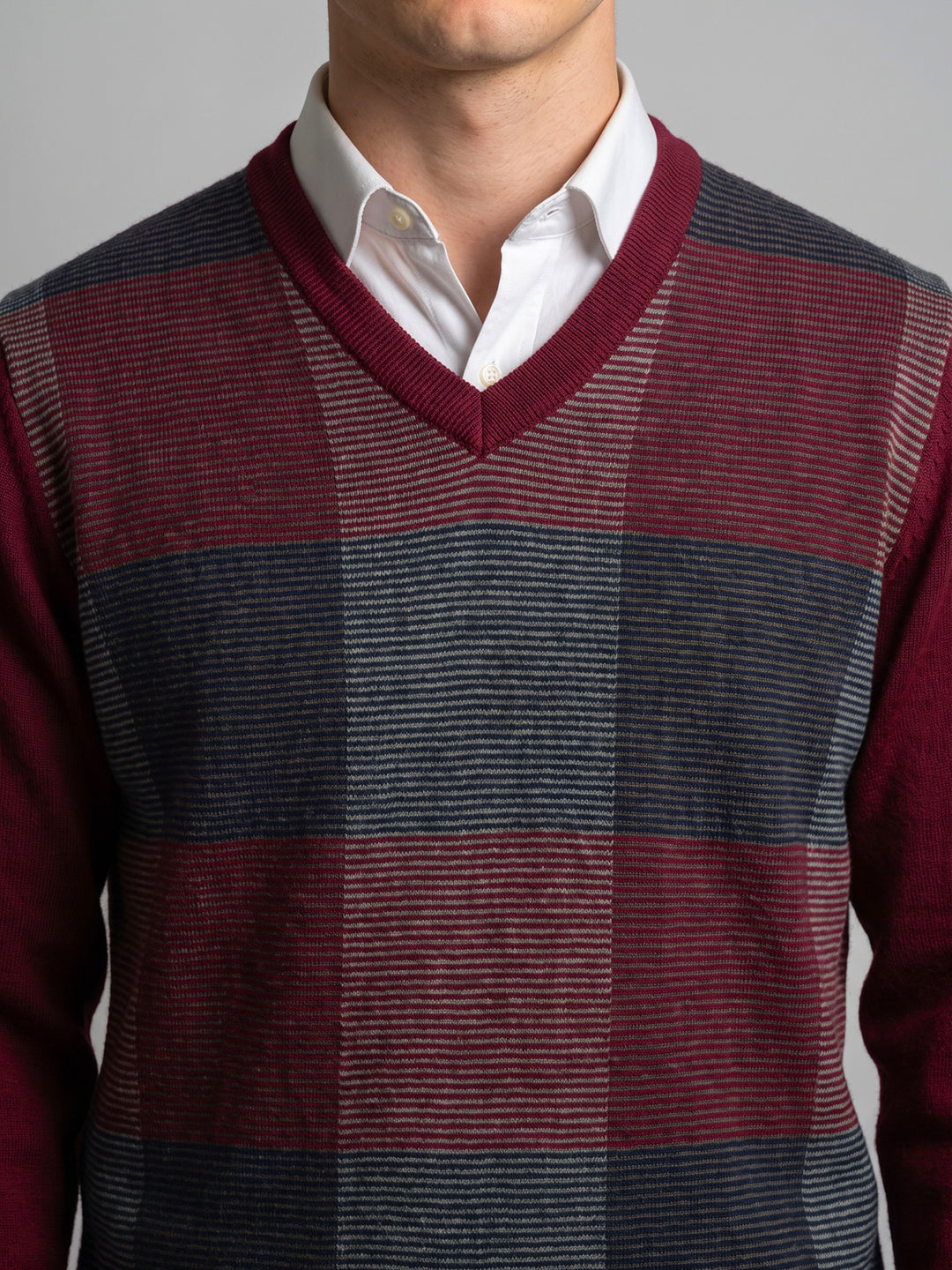 Men Maroon Self Design V Neck Full Sleeve Pullover