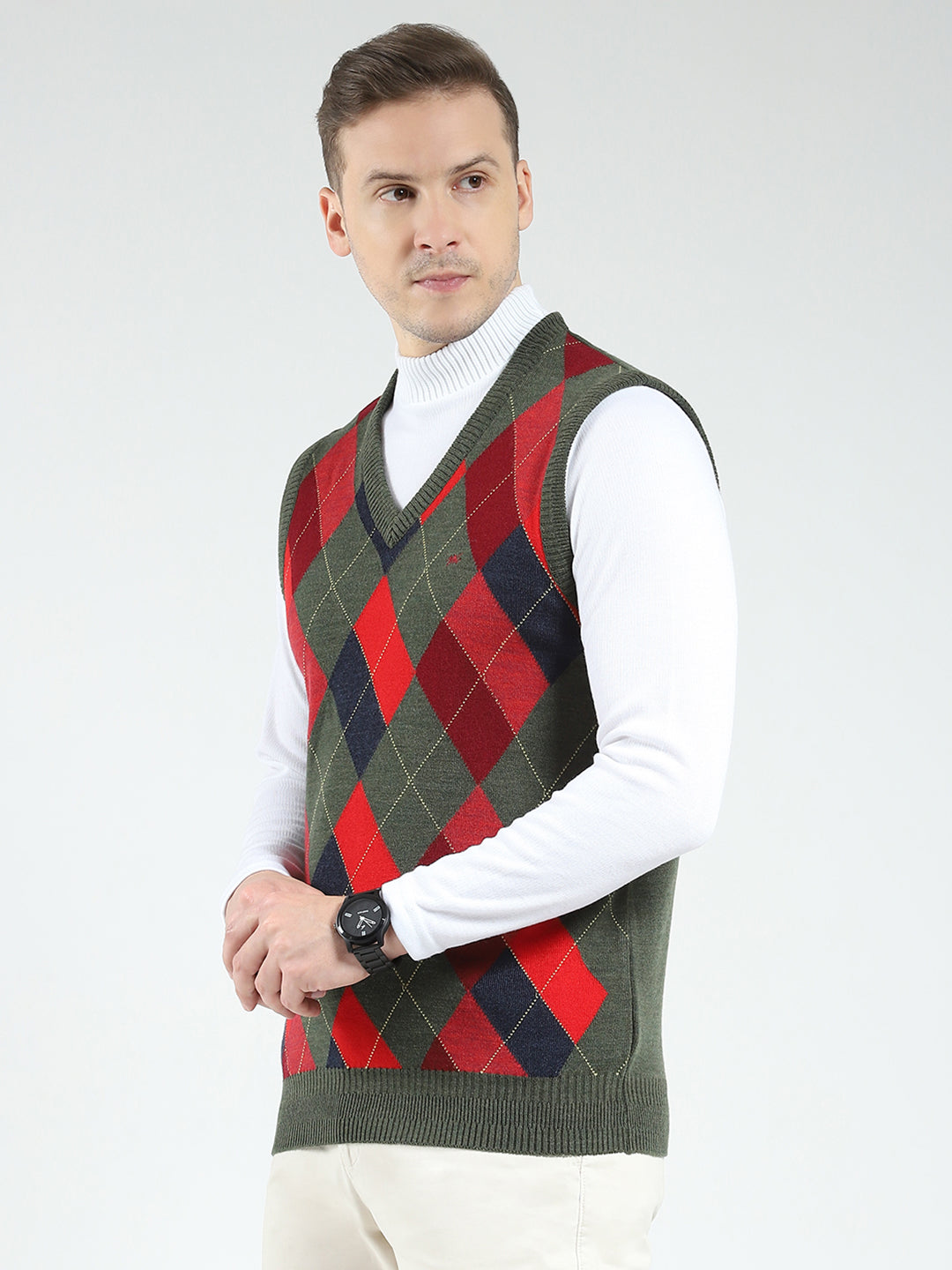 Men Green Printed V Neck Sleeveless Sweater