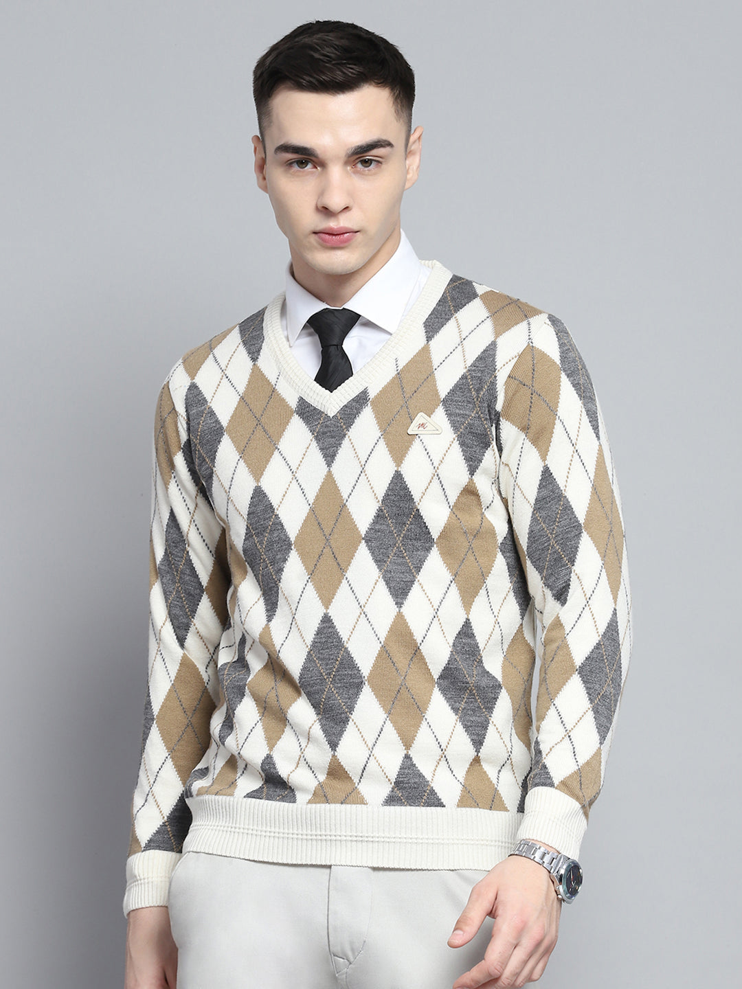 Men Off White Self Design V Neck Full Sleeve Pullover