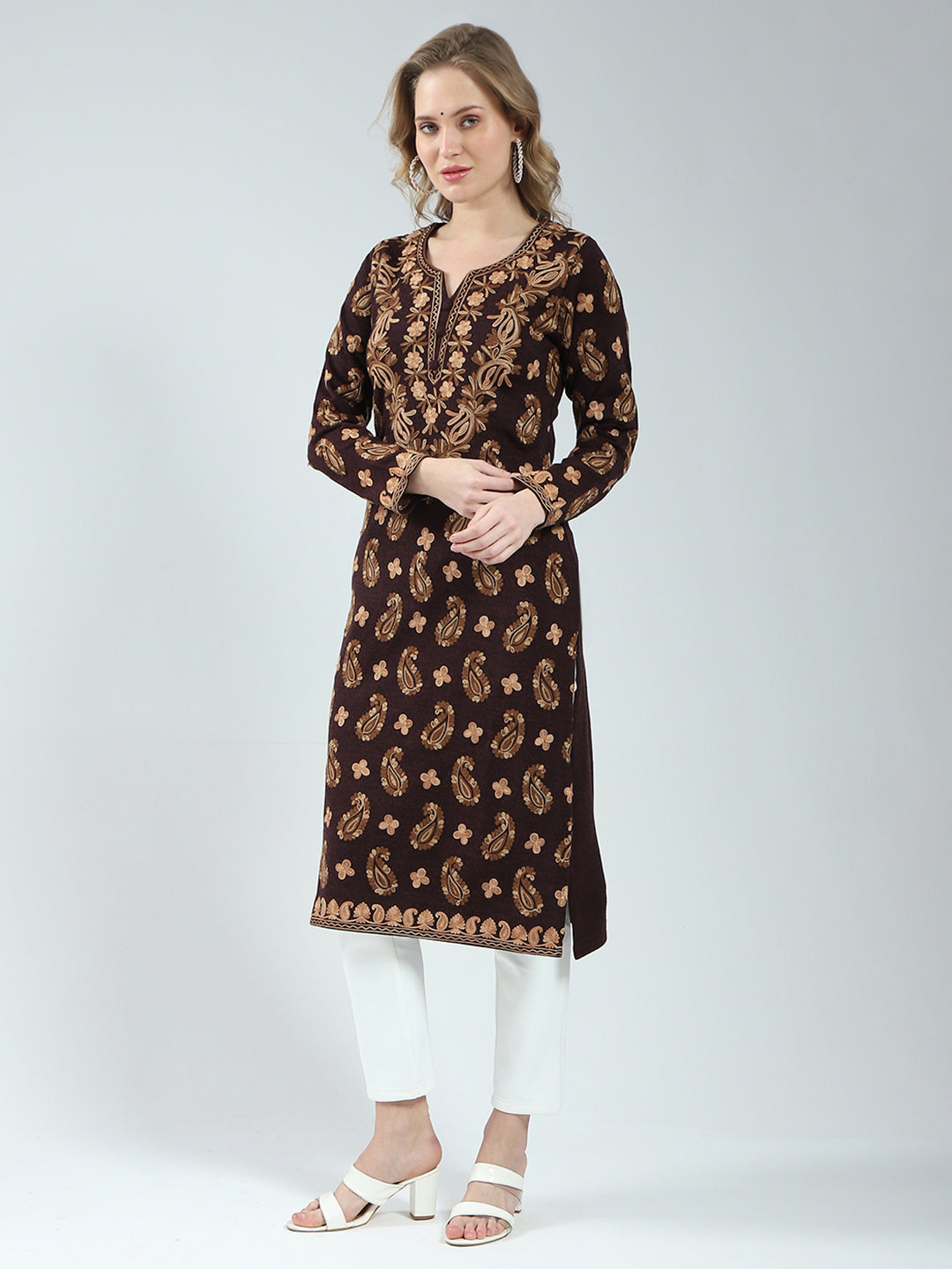 Women Maroon Printed V Neck Full Sleeve Winter Kurti
