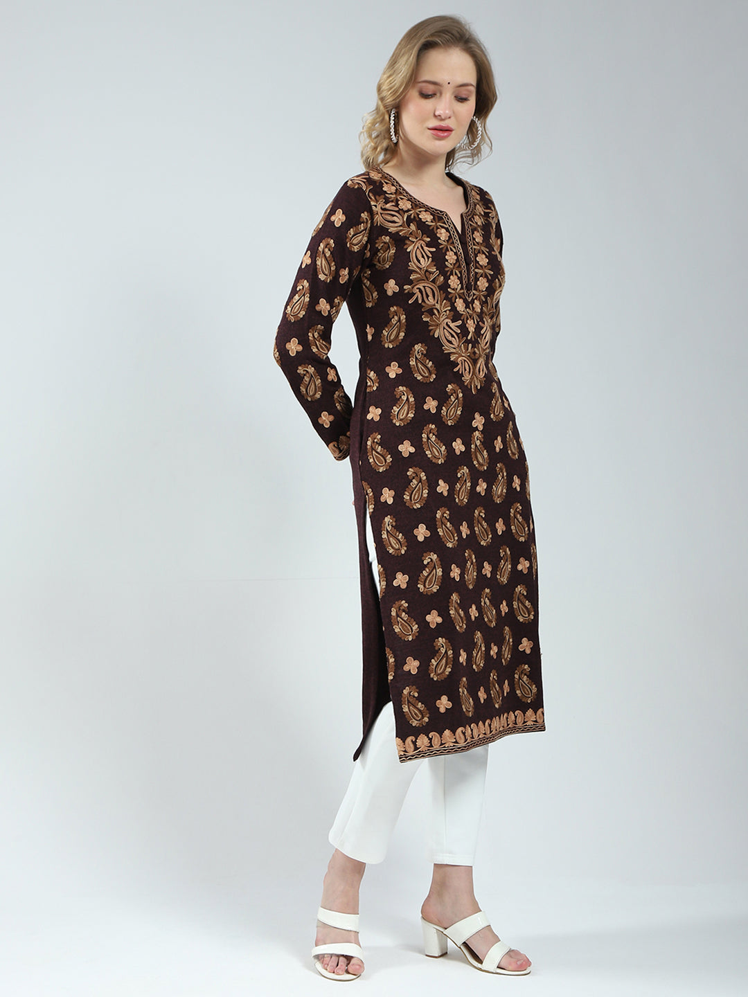 Women Maroon Printed V Neck Full Sleeve Winter Kurti