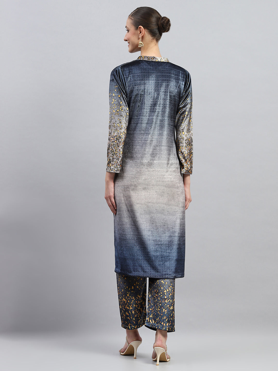 Women Blue Printed Round Neck Full Sleeve Kurti Set